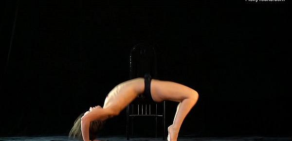  Naked gymnast Kim Nadara doing gymnastics on chair